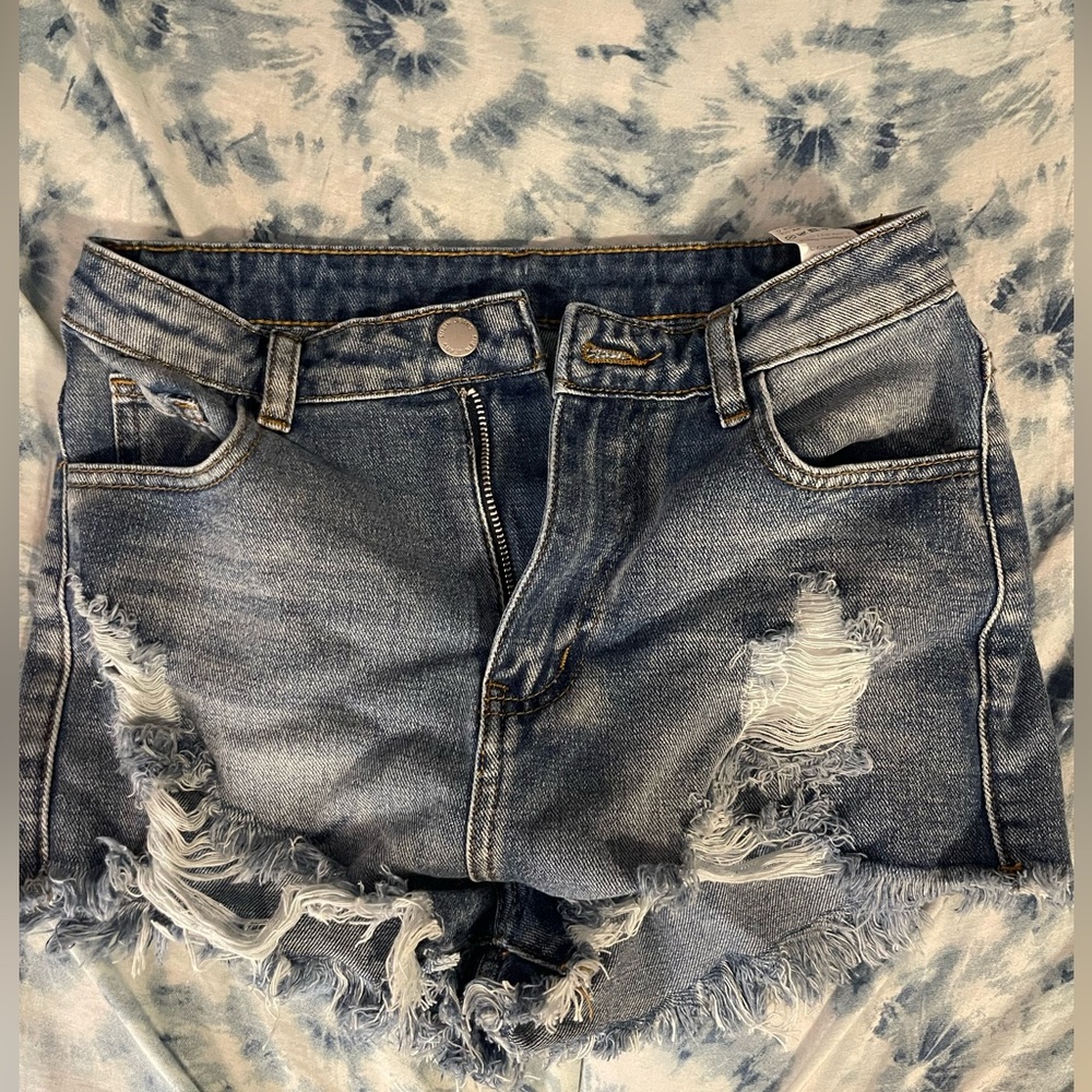 Blue washed summer shorts